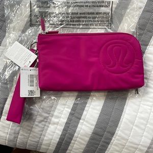 LuluLemon Now and Always Pouch puffy